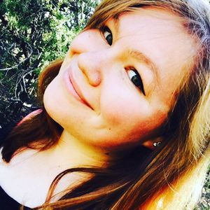 Meet your Posher, Desiree